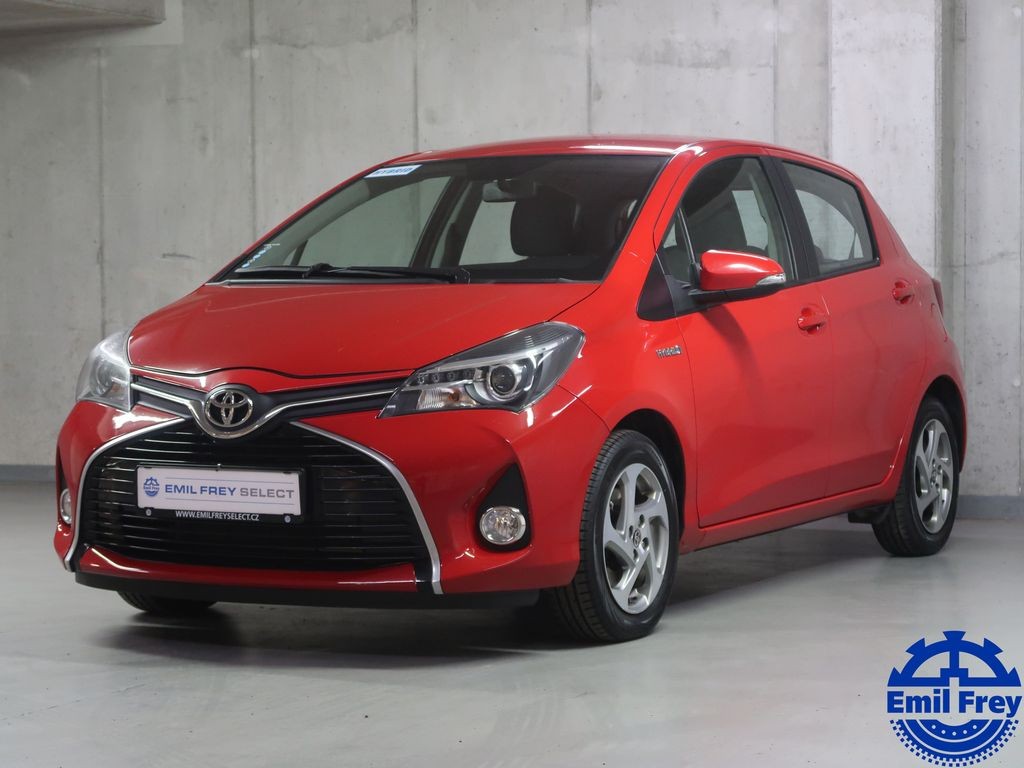 Nabídka vozu Toyota Yaris 1.5 Hybrid 2016 229 900 Kč Emil Frey Černý Most Praha 9 Černý Most