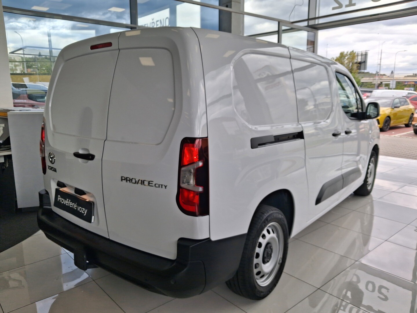 Toyota PROACE