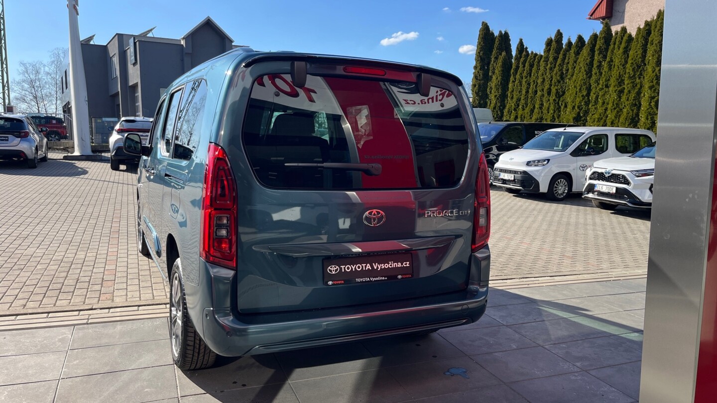 Toyota PROACE CITY VERSO