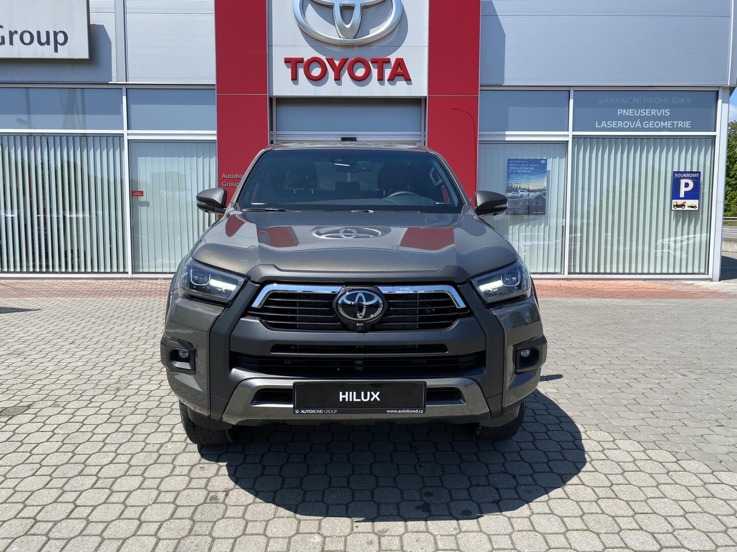 Toyota Hilux