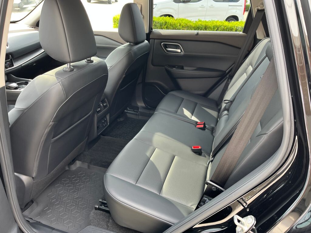 Nissan Další