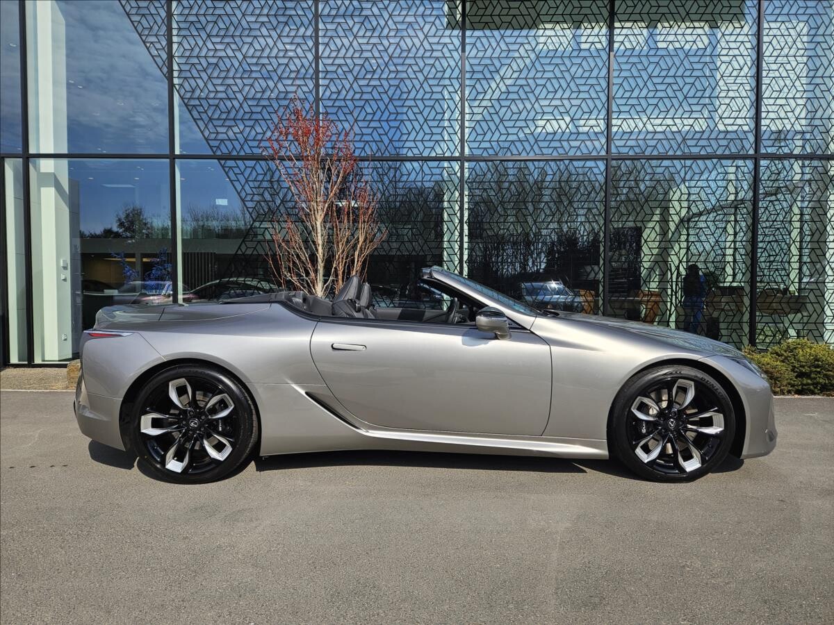 Lexus LC