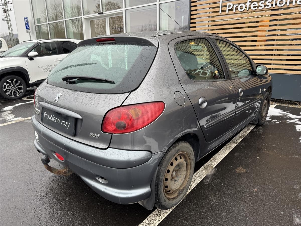 Peugeot 206