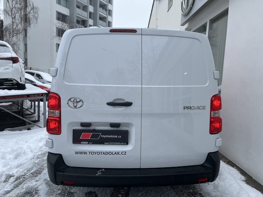 Toyota PROACE