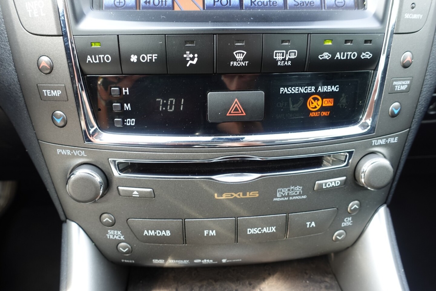 Lexus IS