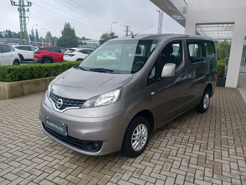 Nissan NV200