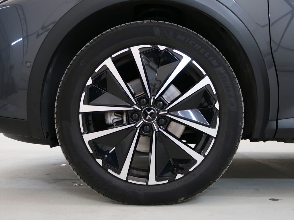 DS Automobiles DS 7 Crossback