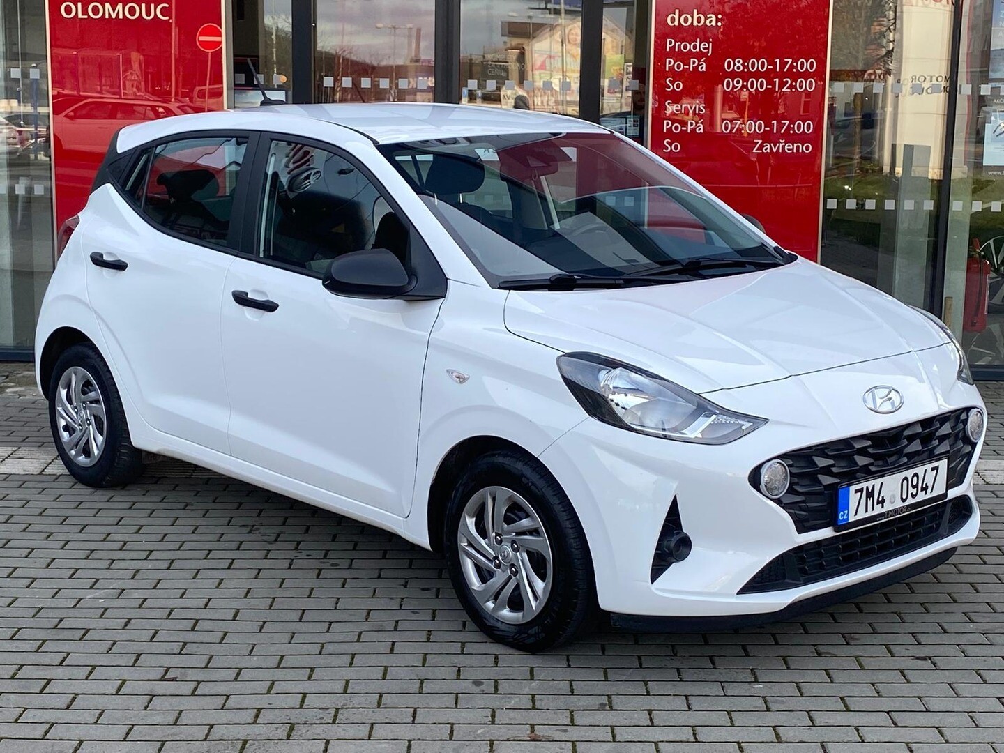 Hyundai i10