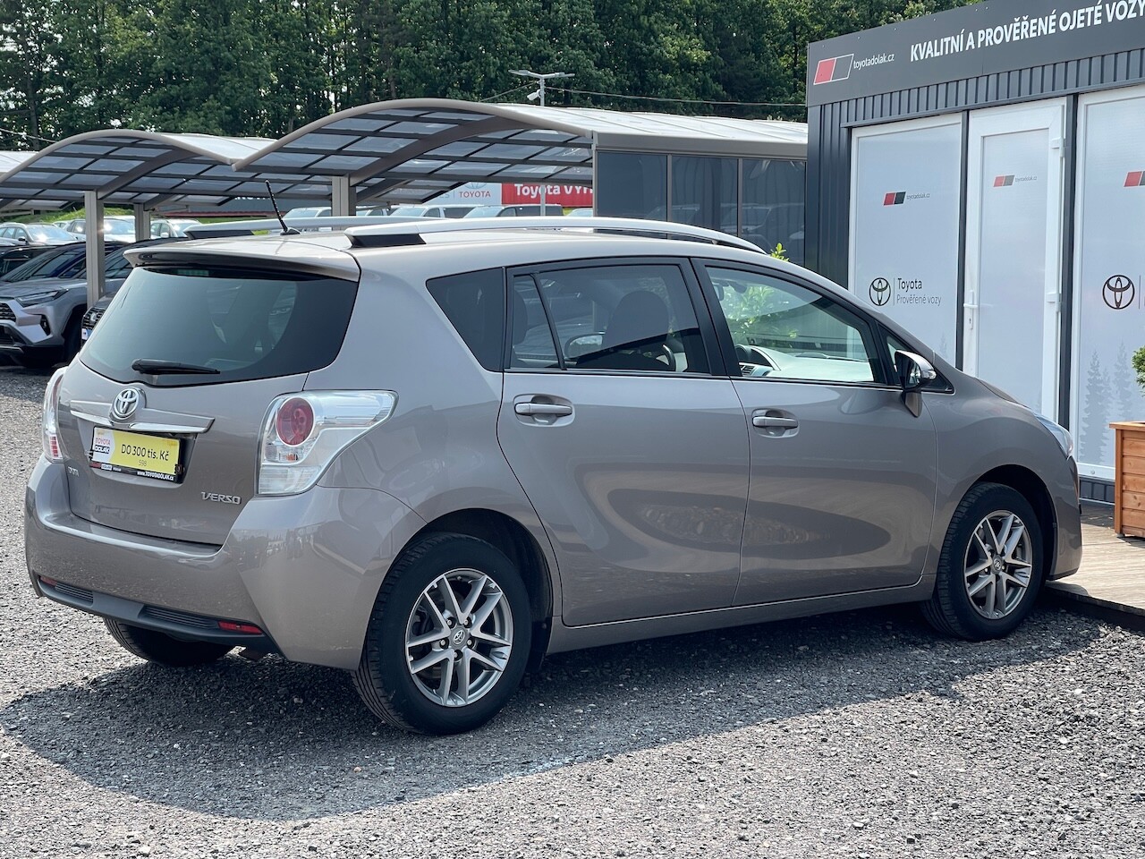 Toyota Verso