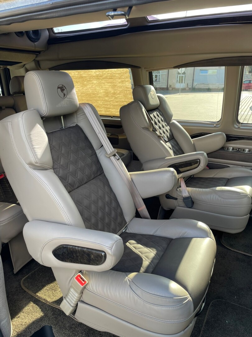 GMC Savana