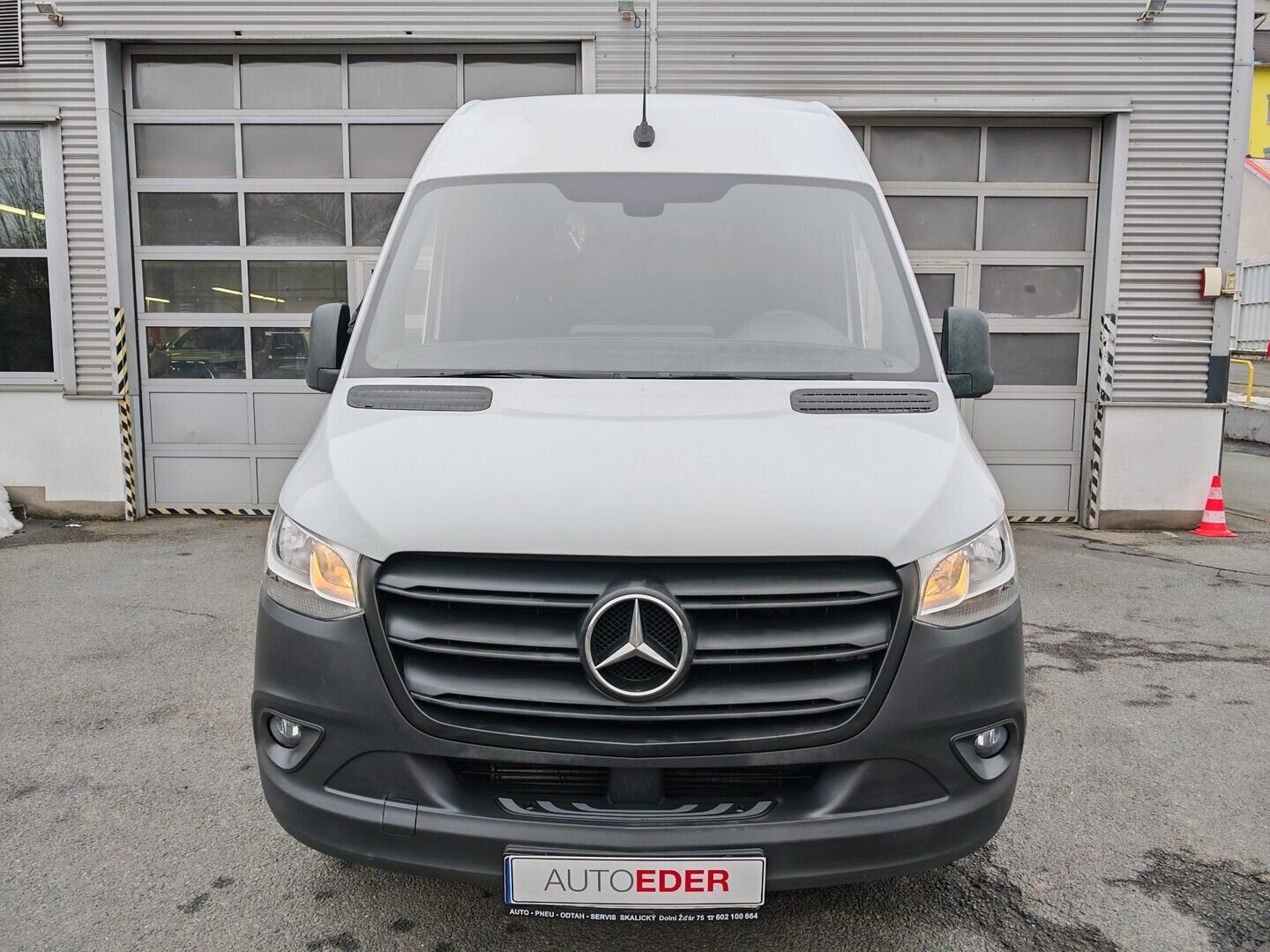 Mercedes-Benz Sprinter