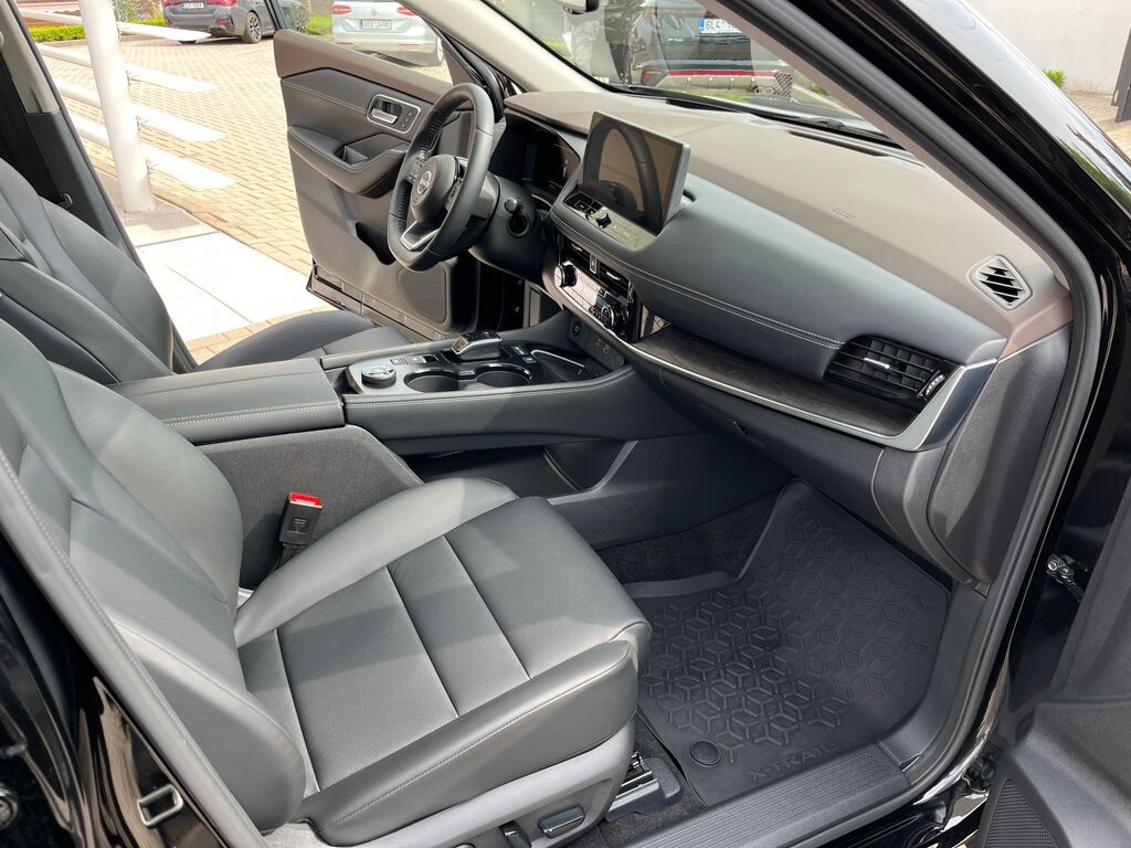 Nissan Další