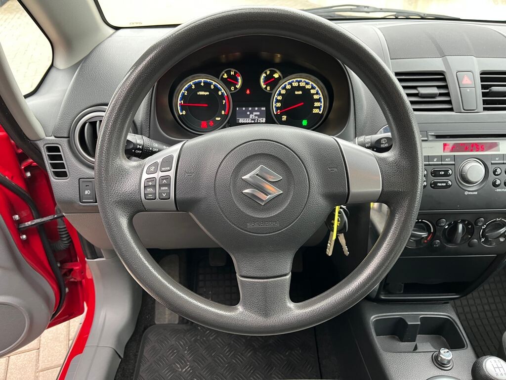 Suzuki SX4