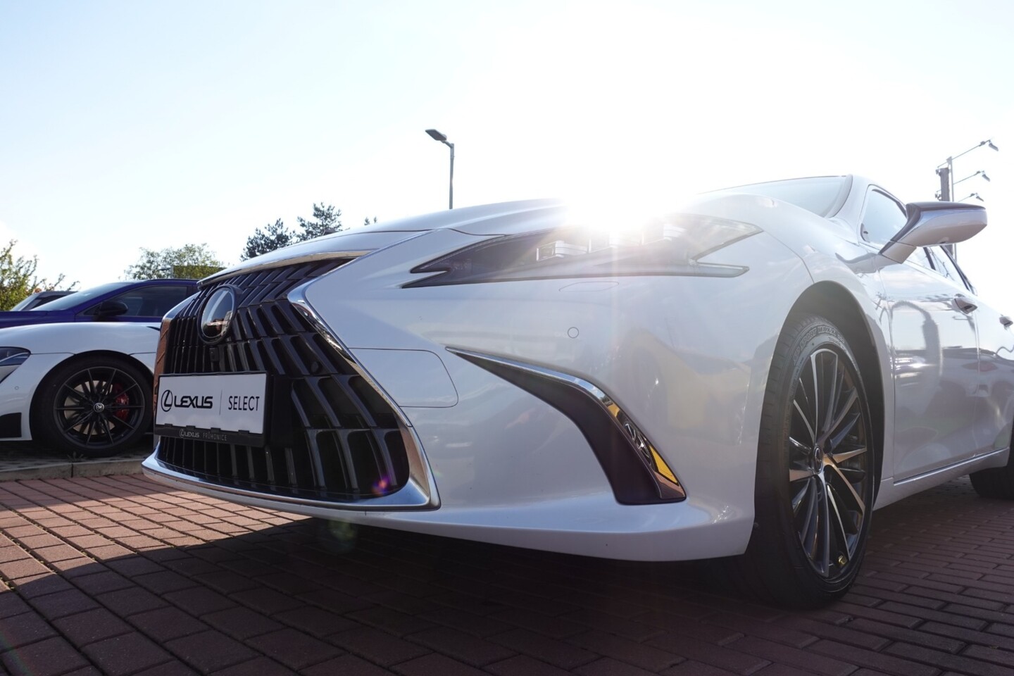 Lexus ES