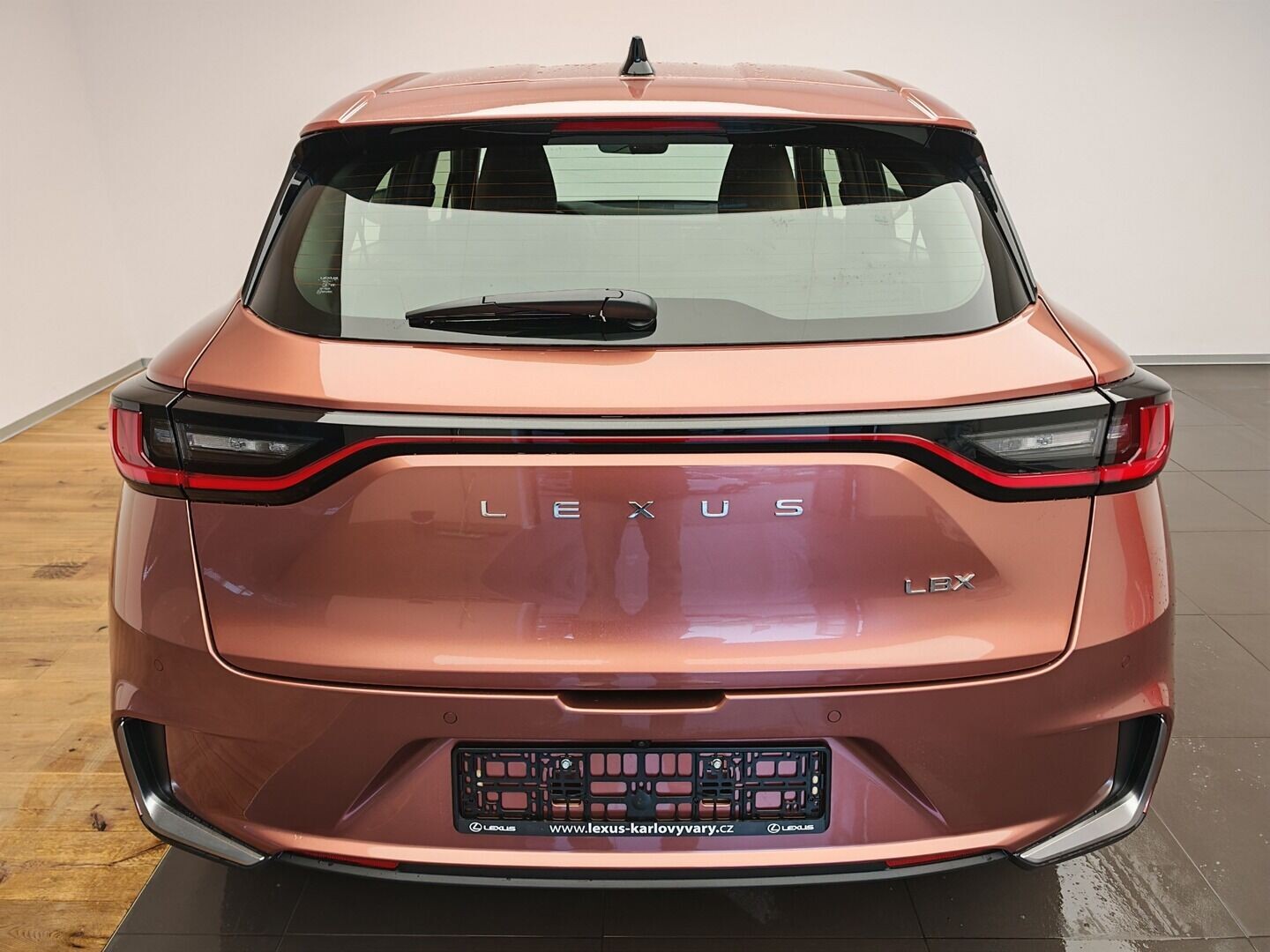Lexus LBX