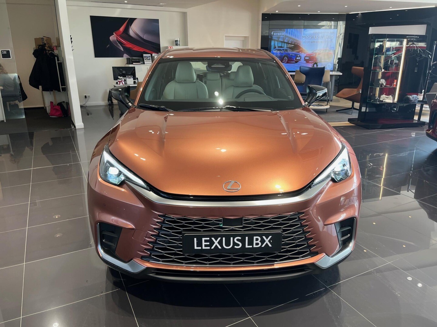 Lexus LBX