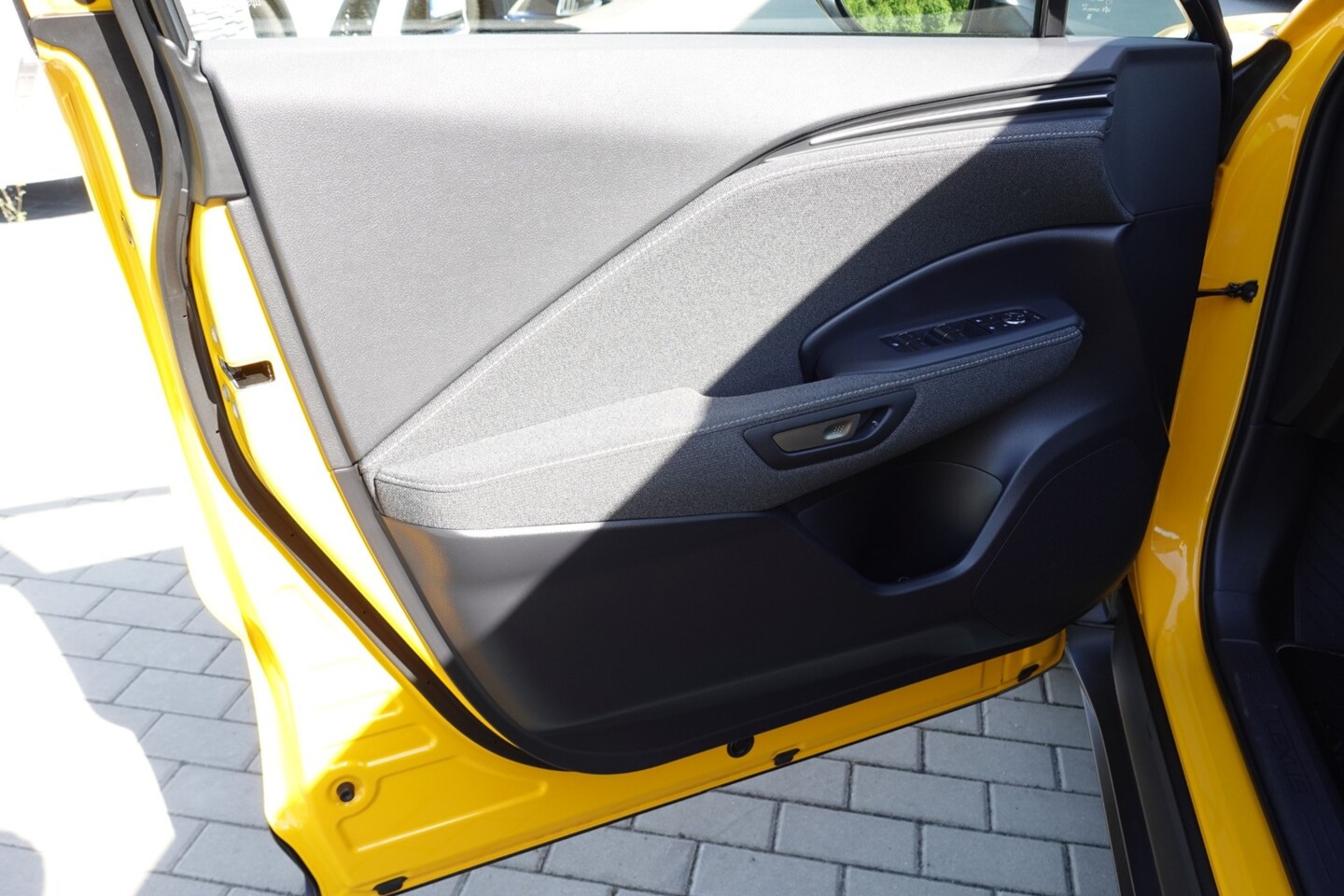 Lexus LBX