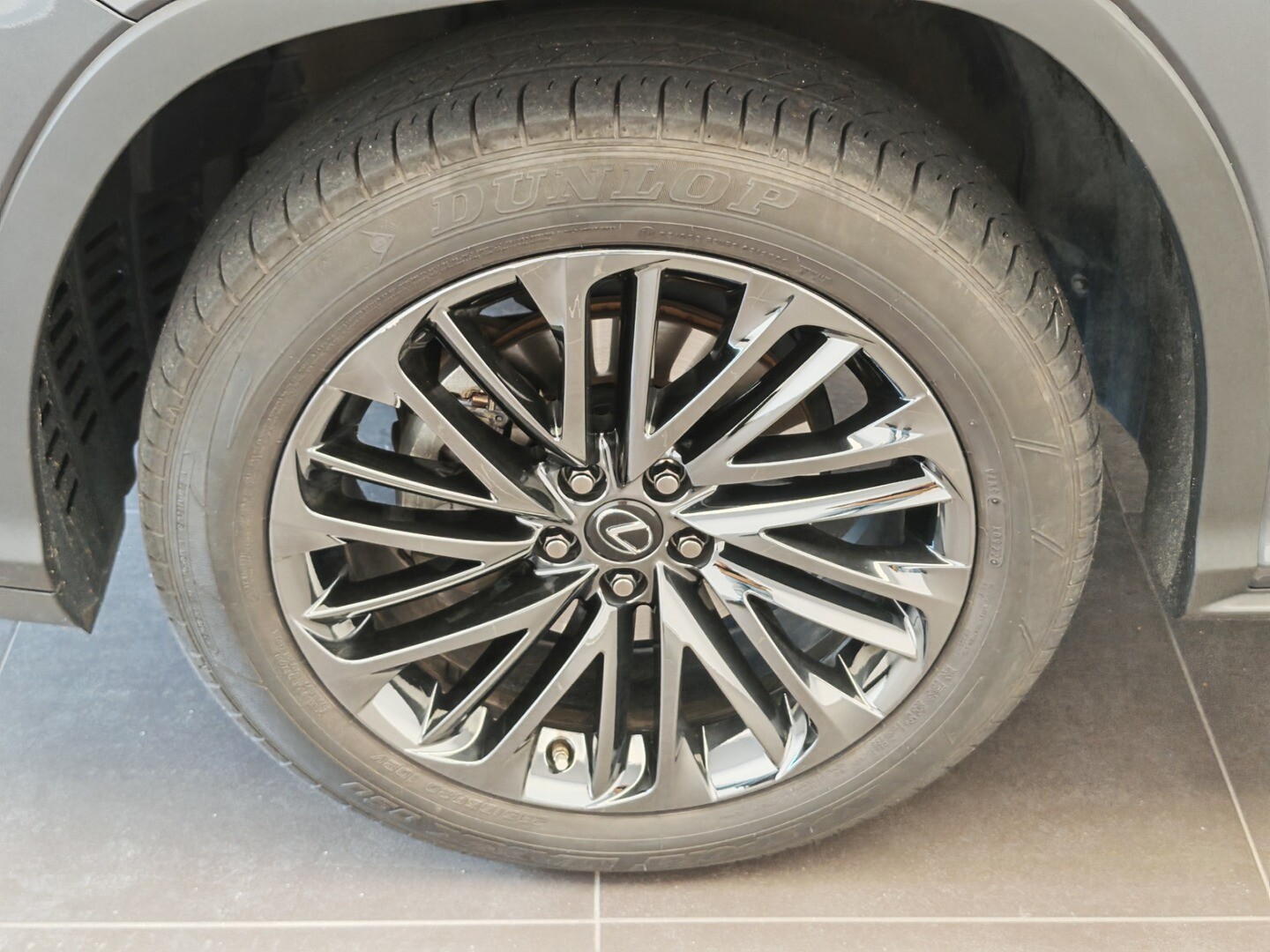 Lexus Další