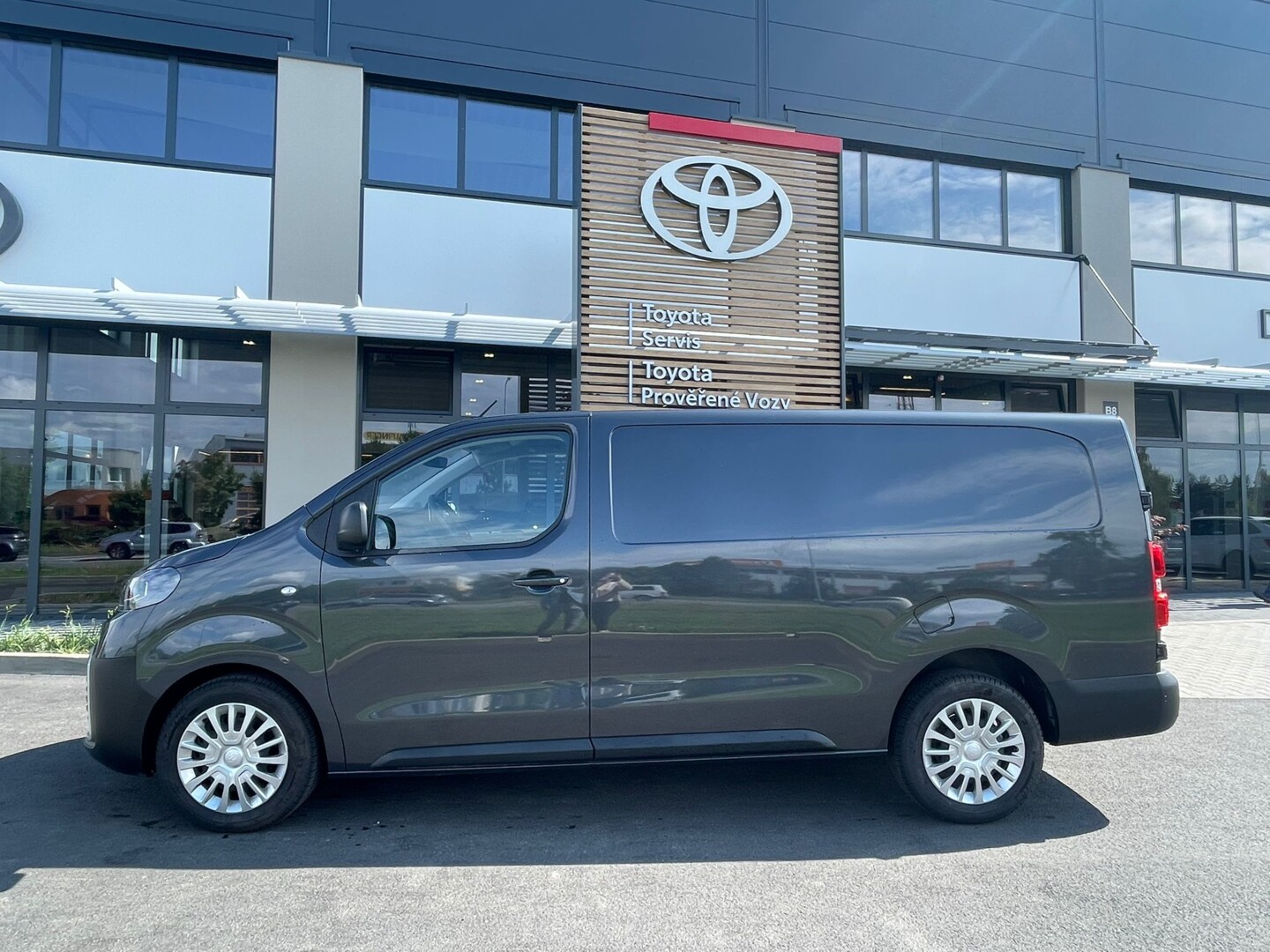 Toyota PROACE
