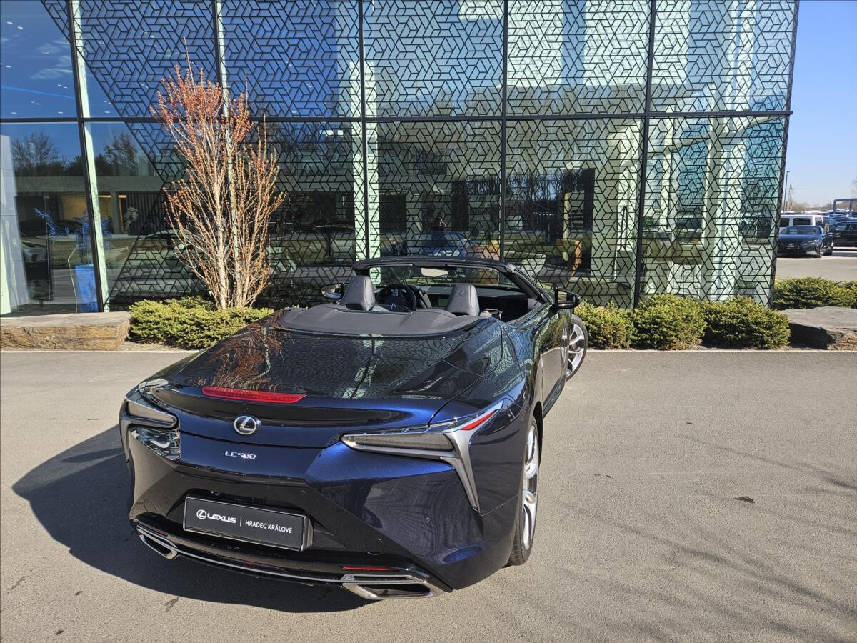 Lexus LC