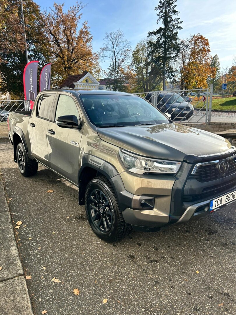 Toyota Hilux