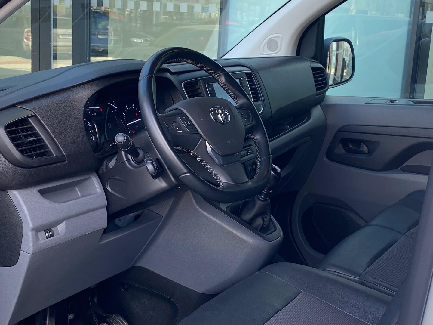Toyota PROACE