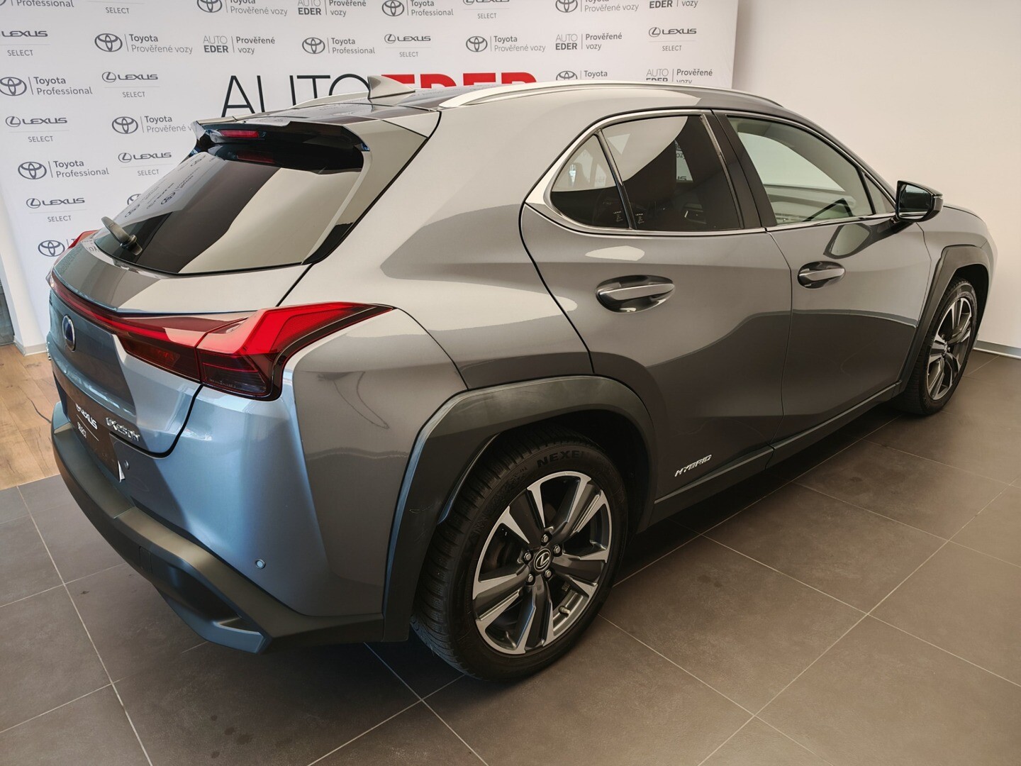 Lexus UX