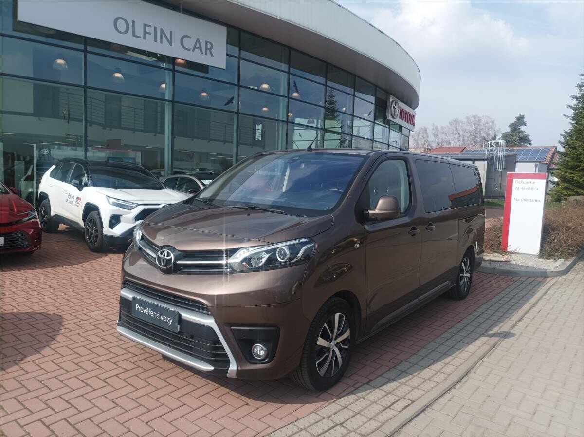 Toyota PROACE