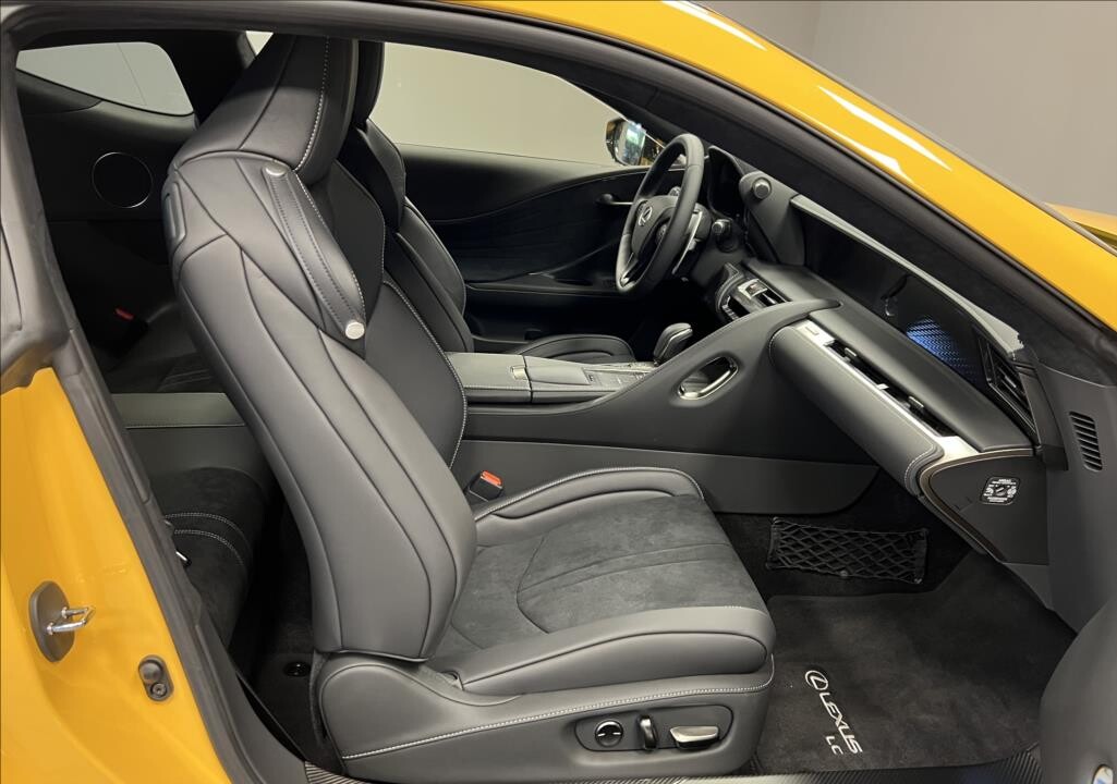 Lexus LC