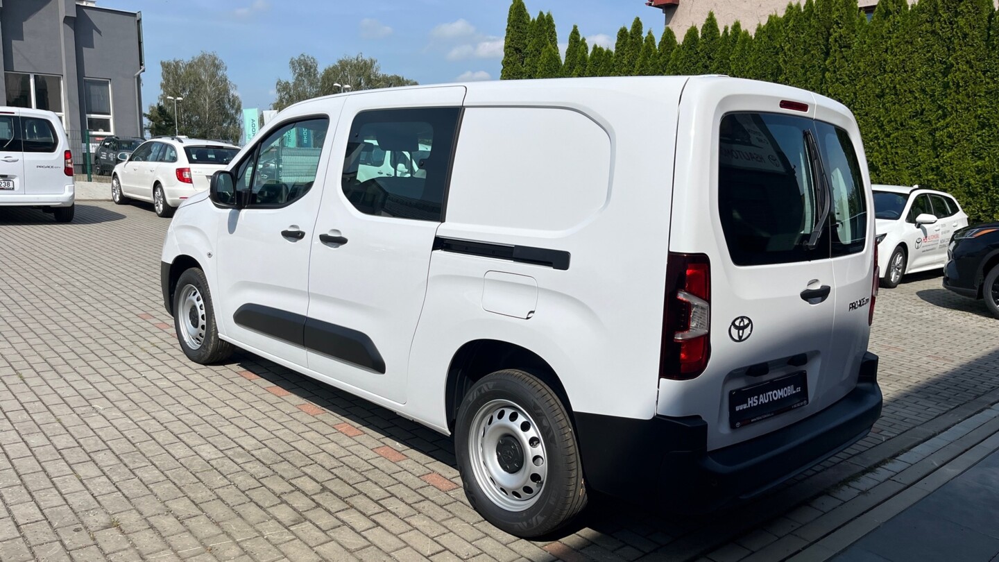 Toyota PROACE
