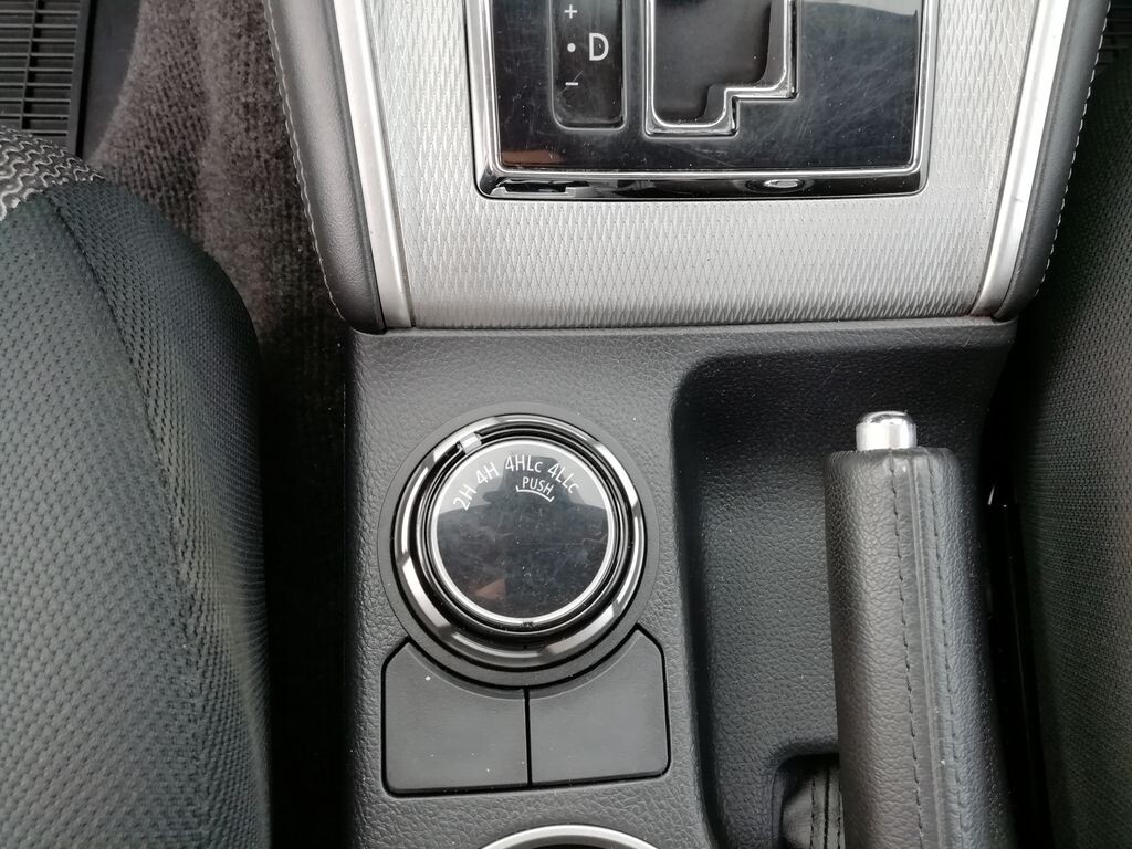 Mitsubishi L200