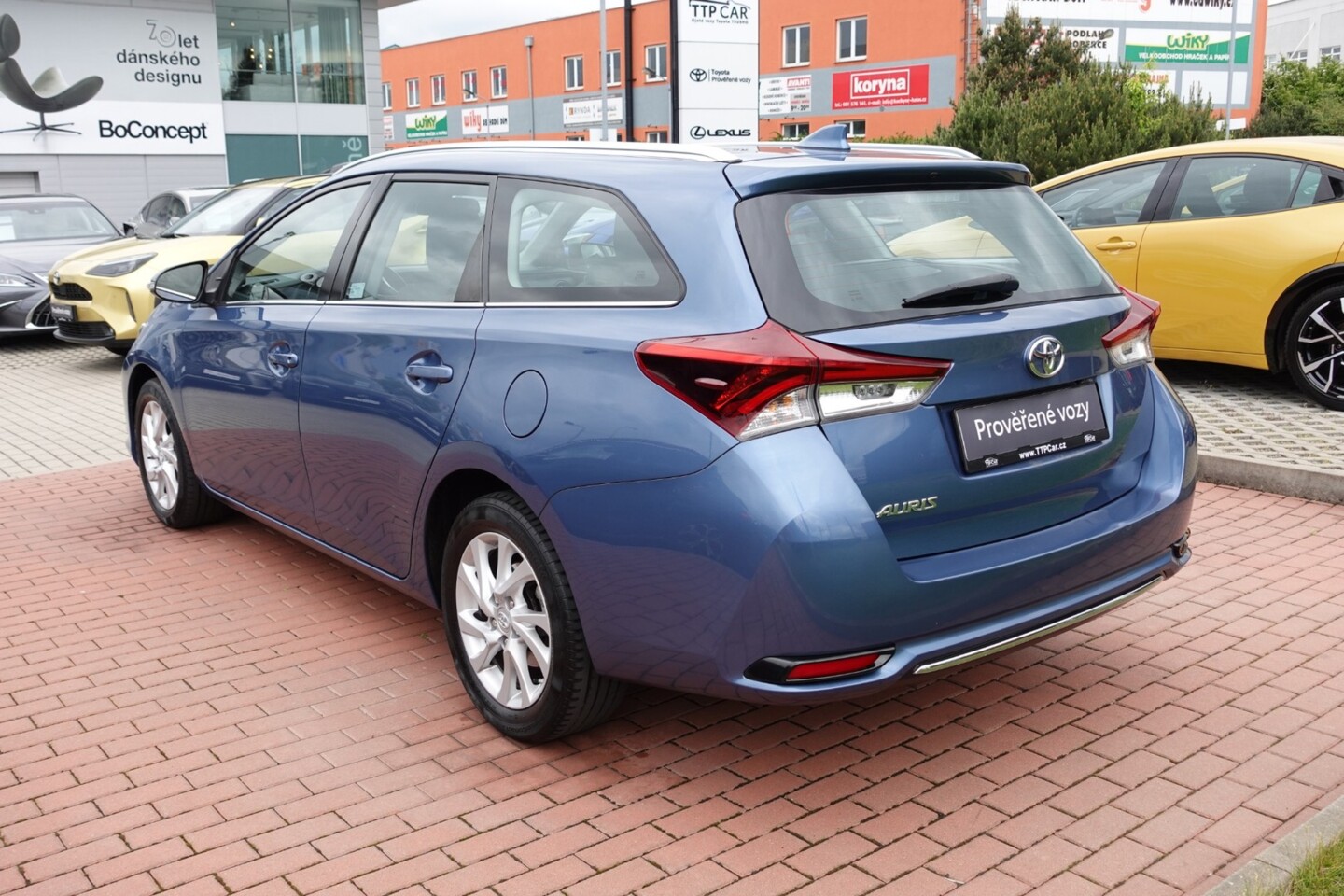 Toyota Auris