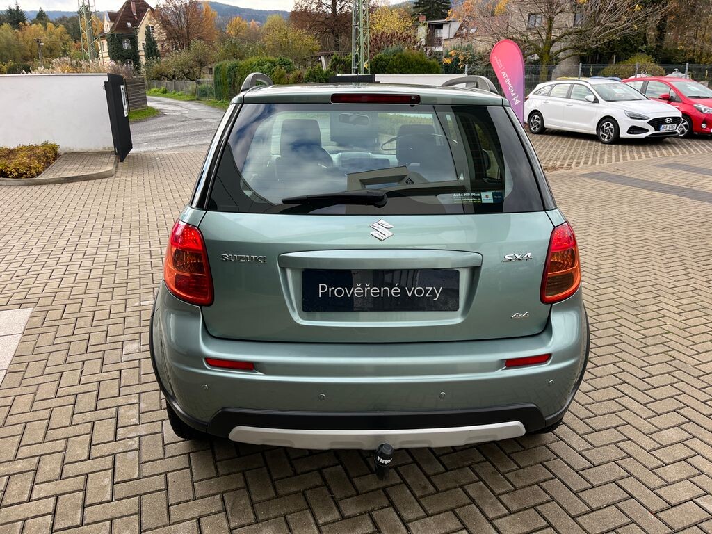 Suzuki SX4