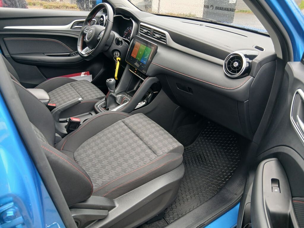 MG ZS