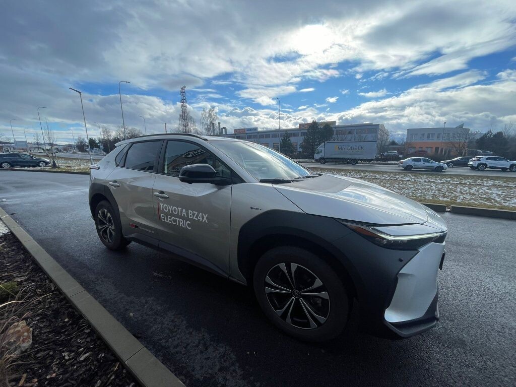 Toyota bZ4X