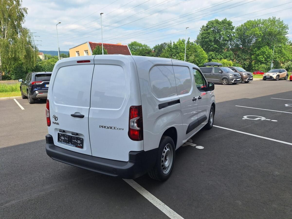 Toyota PROACE CITY