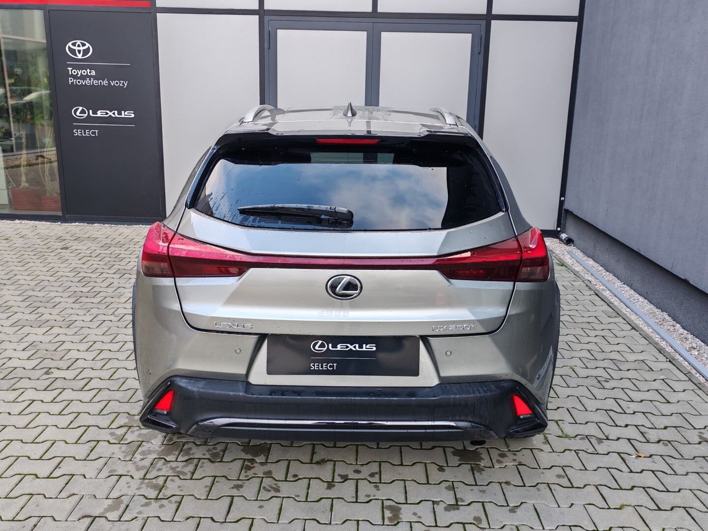 Lexus UX