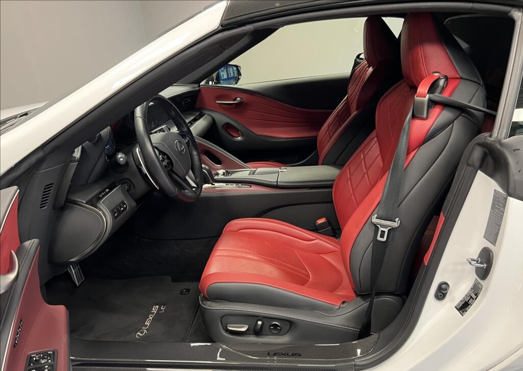 Lexus LC