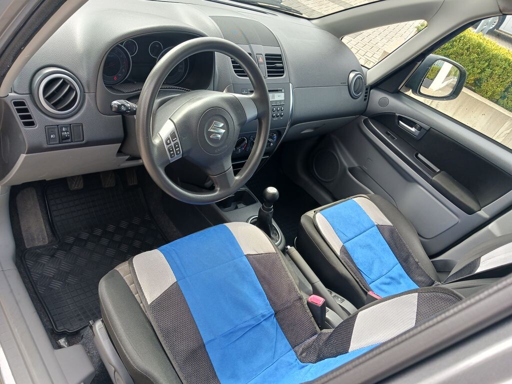 Suzuki SX4