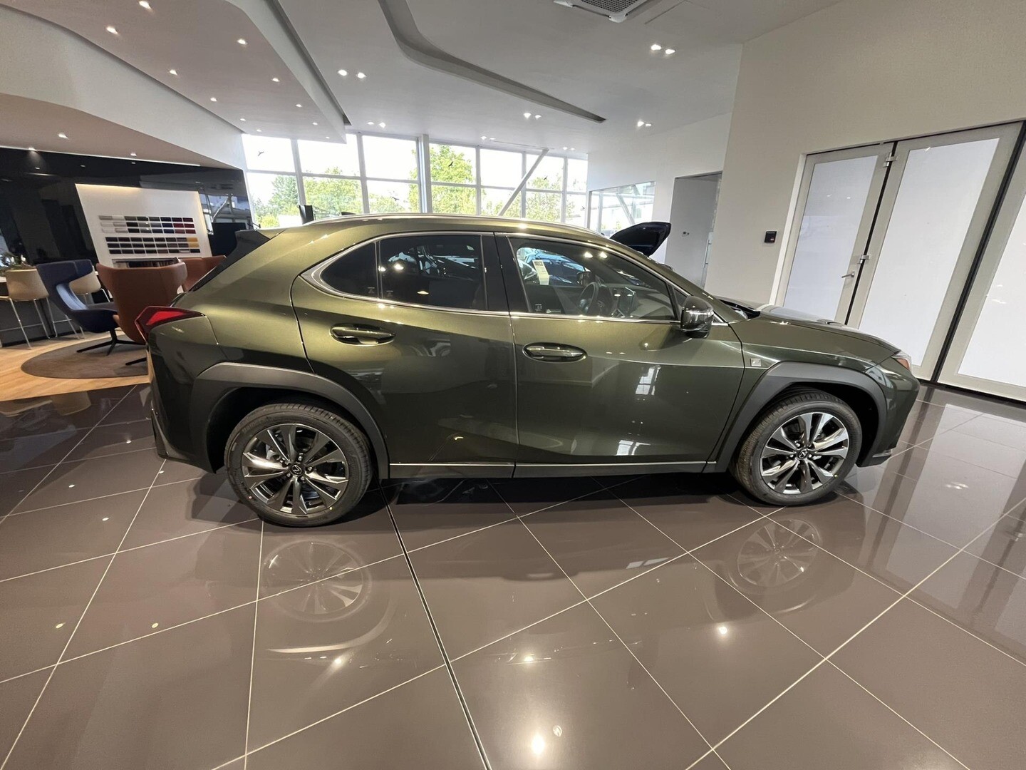 Lexus UX