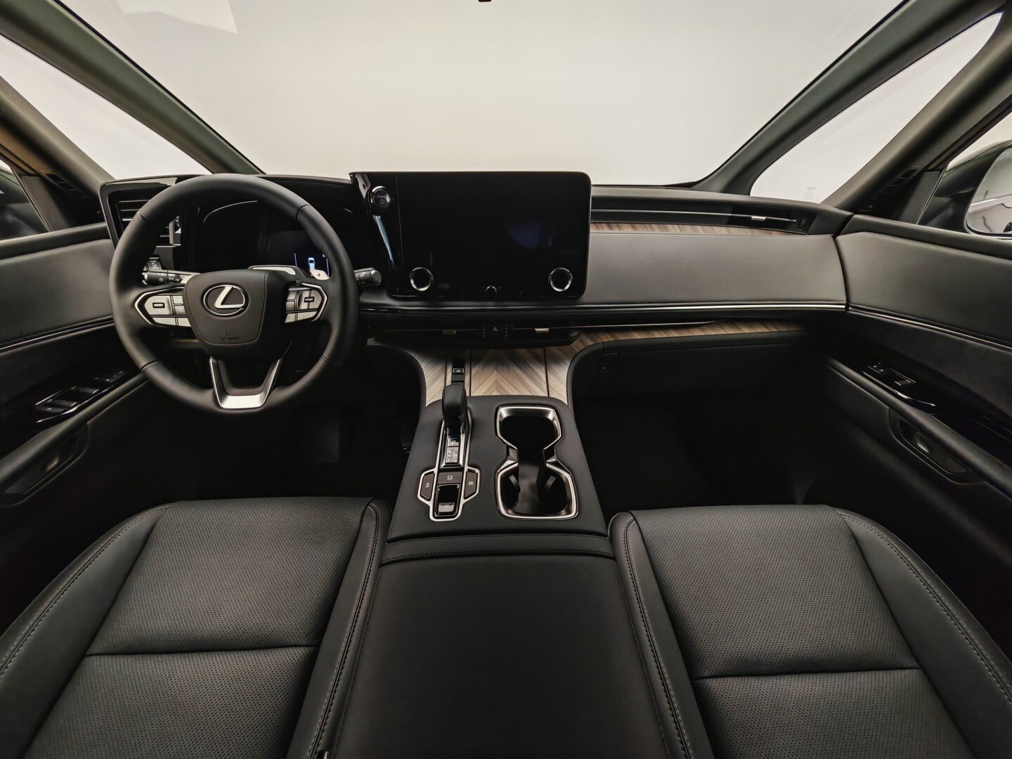 Lexus LM