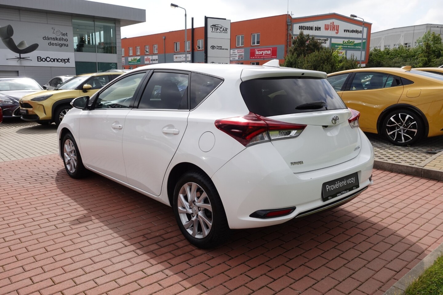 Toyota Auris