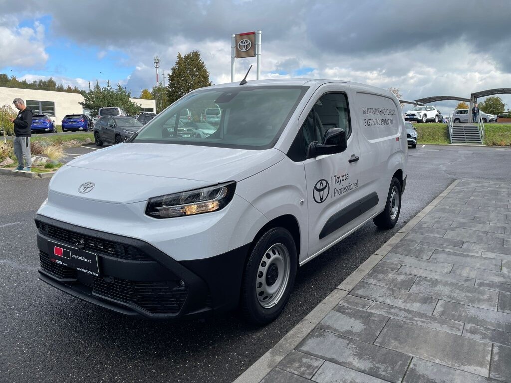 Toyota PROACE