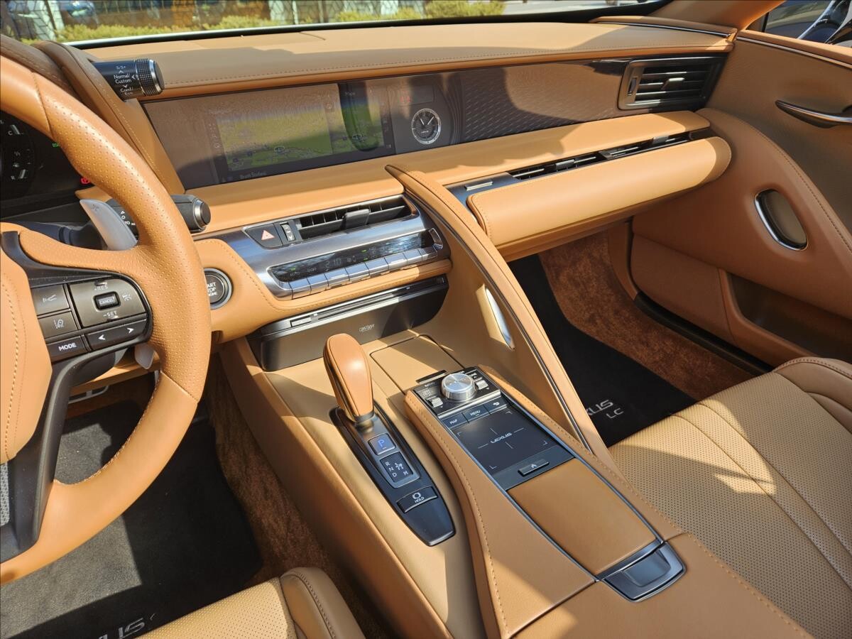 Lexus LC