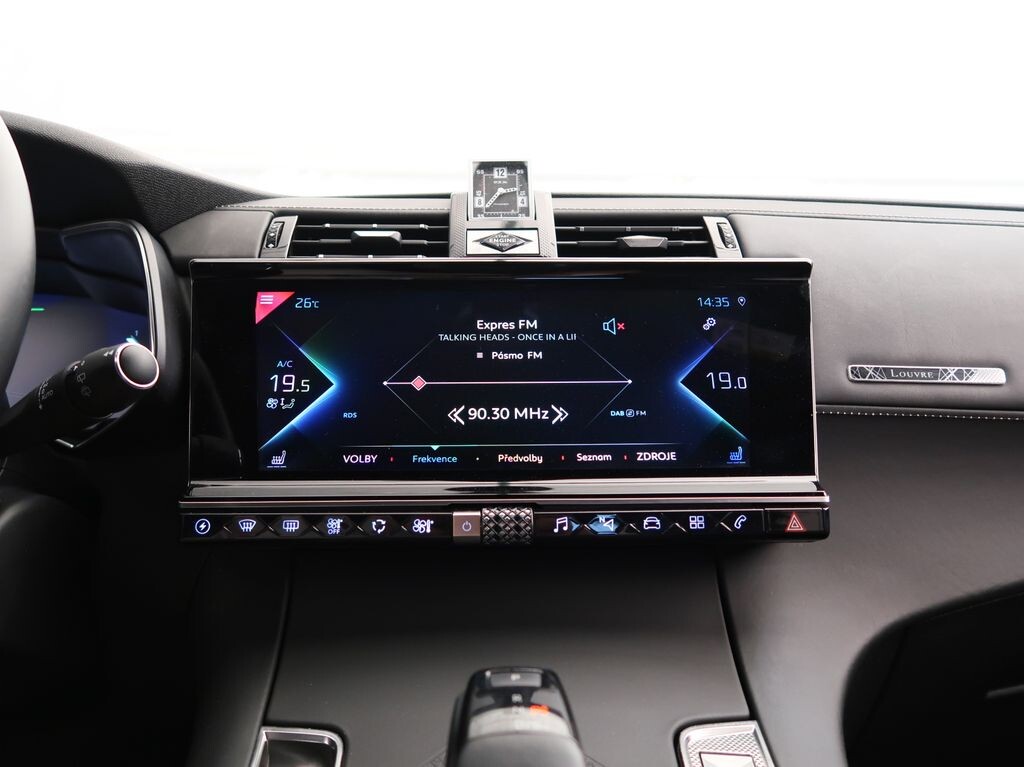 DS Automobiles DS 7 Crossback