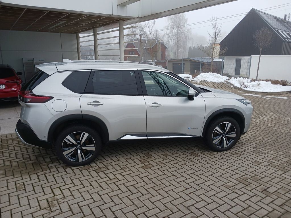 Nissan Další