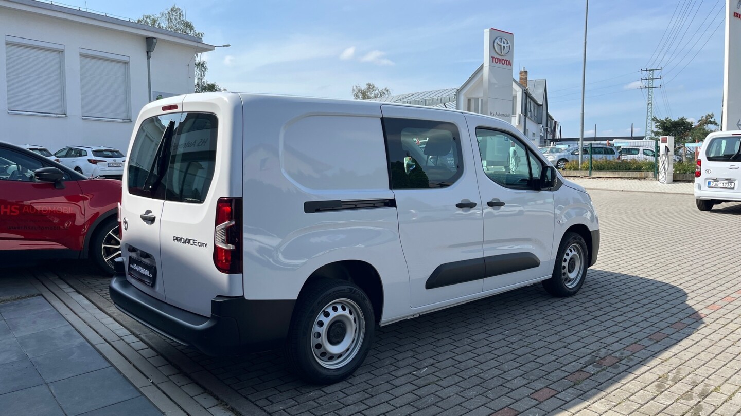 Toyota PROACE