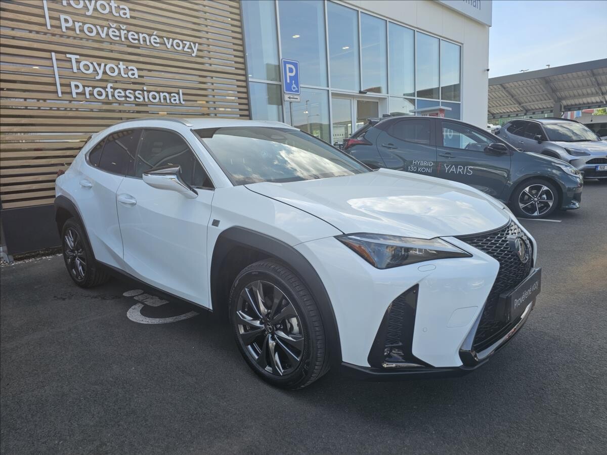 Lexus UX