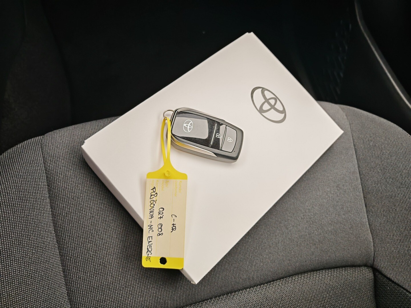 Toyota C-HR