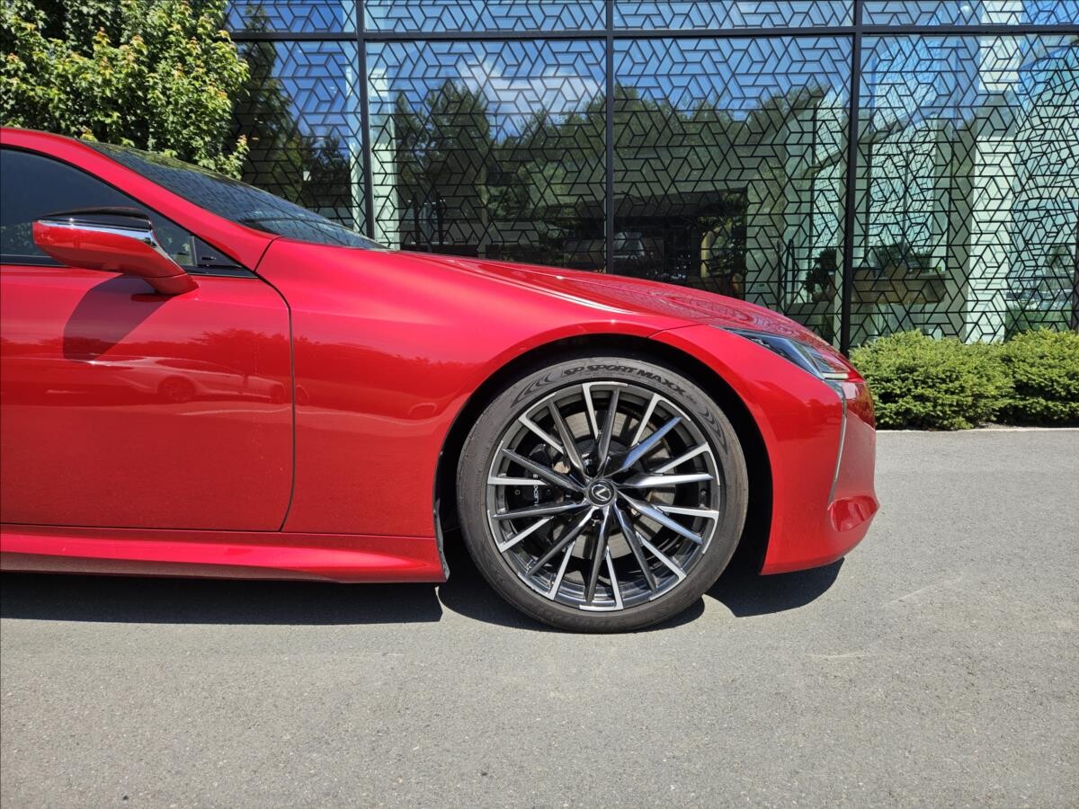 Lexus LC